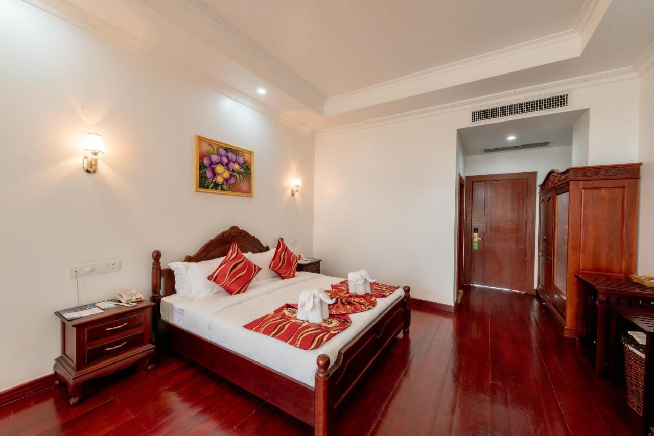 36Manor International Sport Hotel Vientiane Exterior photo