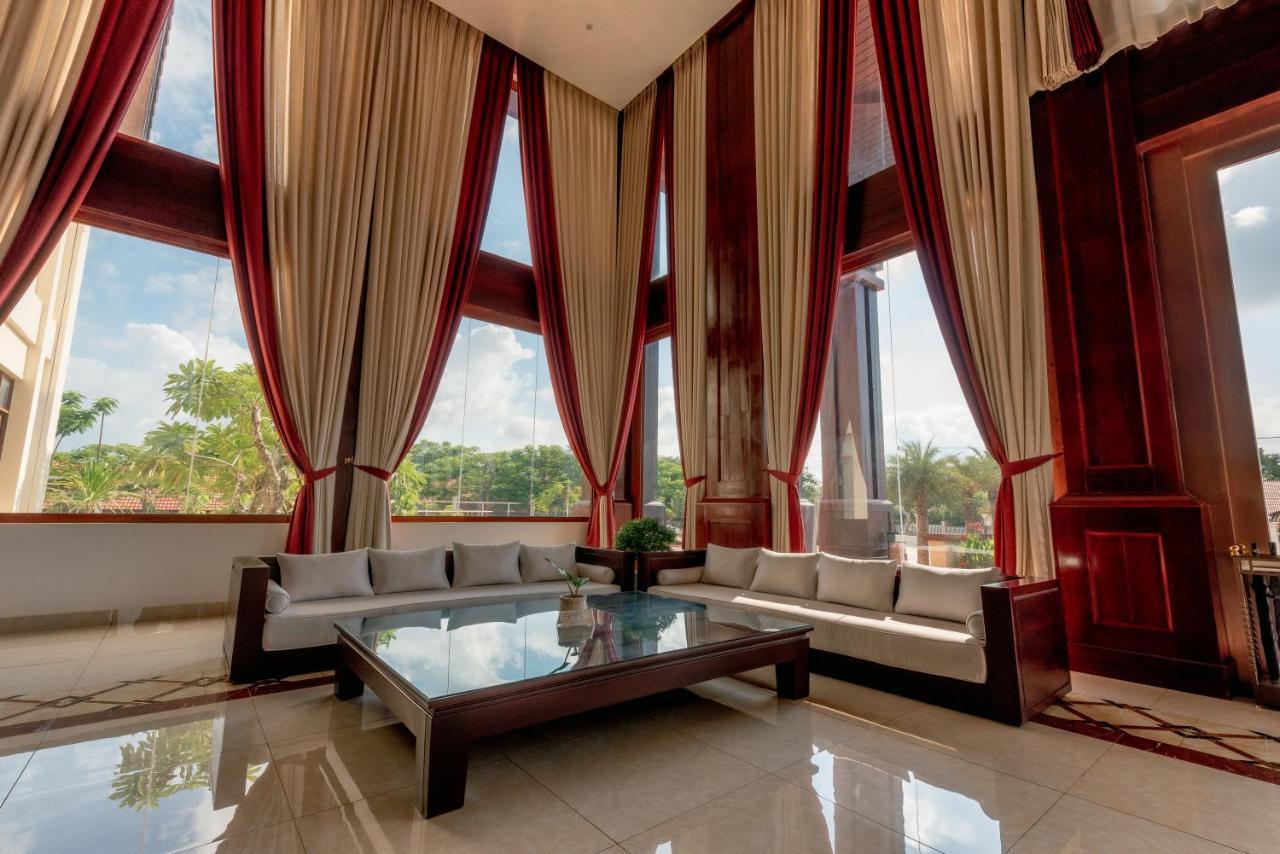 36Manor International Sport Hotel Vientiane Exterior photo